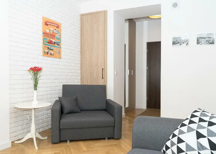 Old Town Grand Theatre Apartment 2